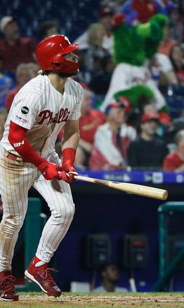 Harper leads homer-happy Phillies past Cardinals 11-4